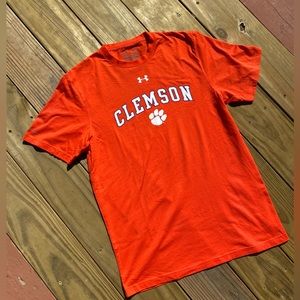 NWOT Under Armour Clemson T-Shirt Medium